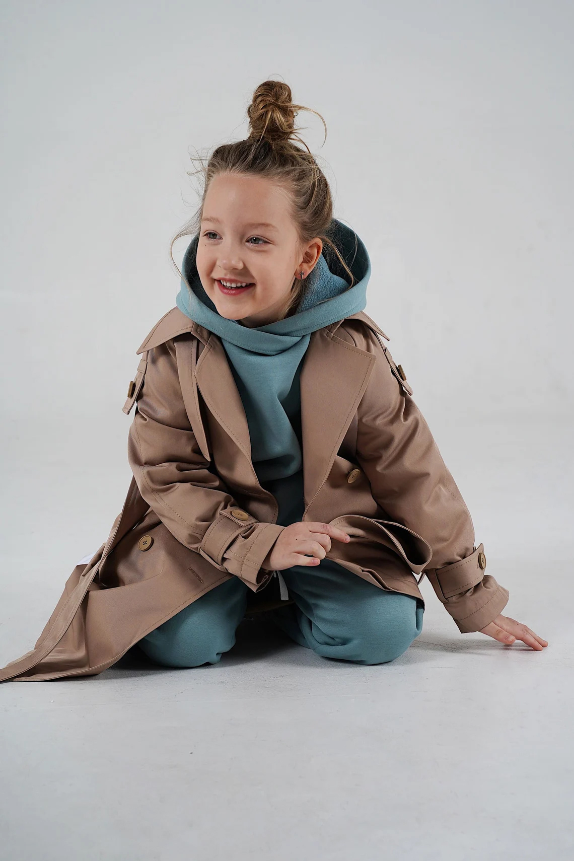 Aspen Trench Coat (girls) sewing pattern with tutorial height 38.5 in 98 cm - Image 2